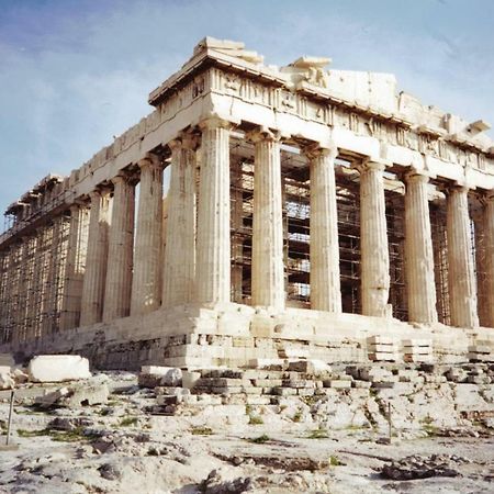 Neoclassical House At Metro Station Attiki Athen Eksteriør bilde